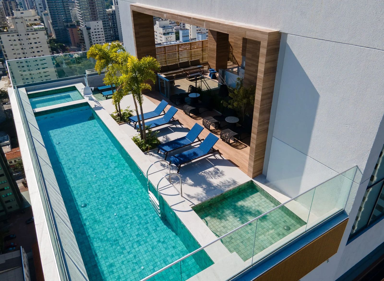 Jardim executado pela Terra Nova Paisagismo — projeto Mitre Campo Belo